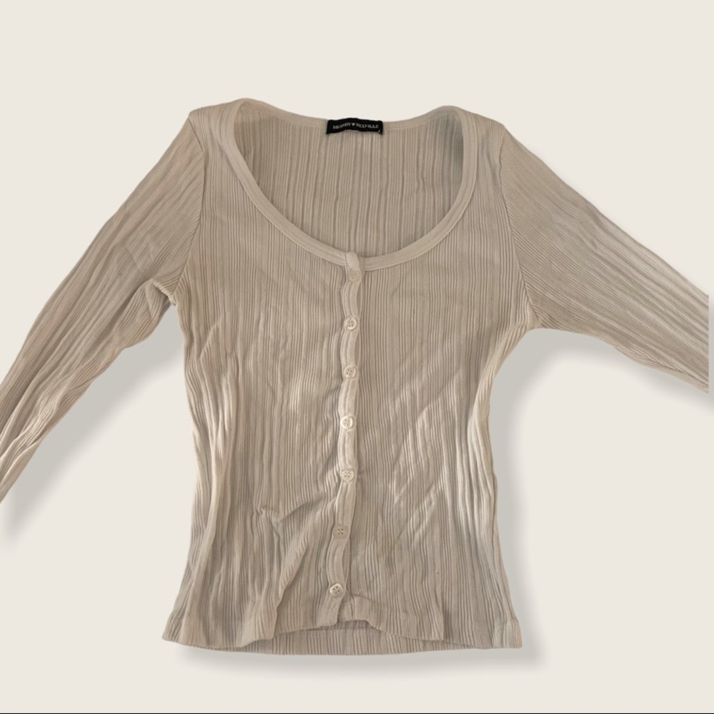 brandy melville white long sleeve zelly top